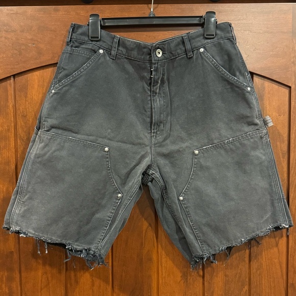 NWOT Men’s Maison Margiela Distressed Denim Carpenter Shorts - Picture 1 of 2